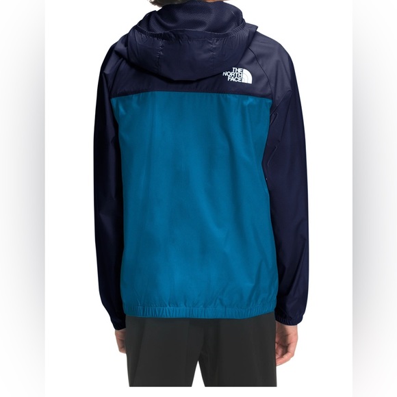 The North Face- Packable Wind Jacket-size small-7/8 - Picture 2 of 8